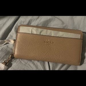 Coach wallet/ Wristlet